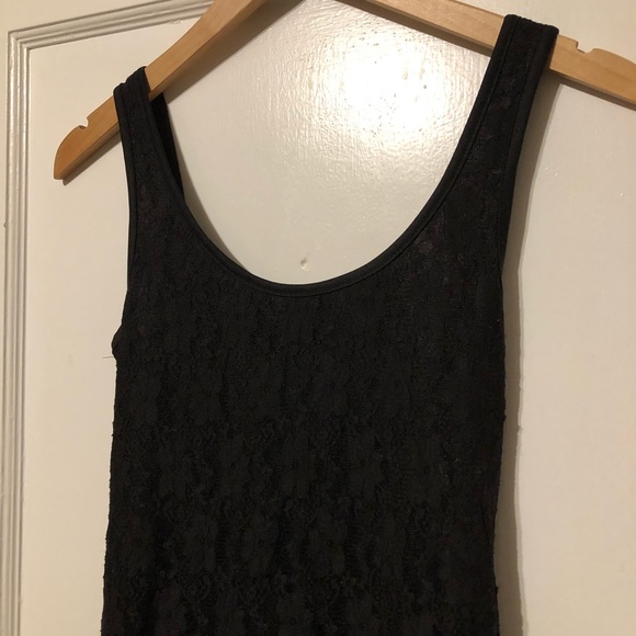 Lace Bodycon Dress with Criss Cross Back - Picture 3 of 6